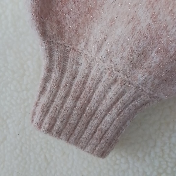 J LO Jennifer Lopez Balloon Sleeve Knit Sweater Size Medium Pink‎ Gold Threads - Picture 10 of 12